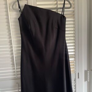 Elegant Black One-Shoulder Dress